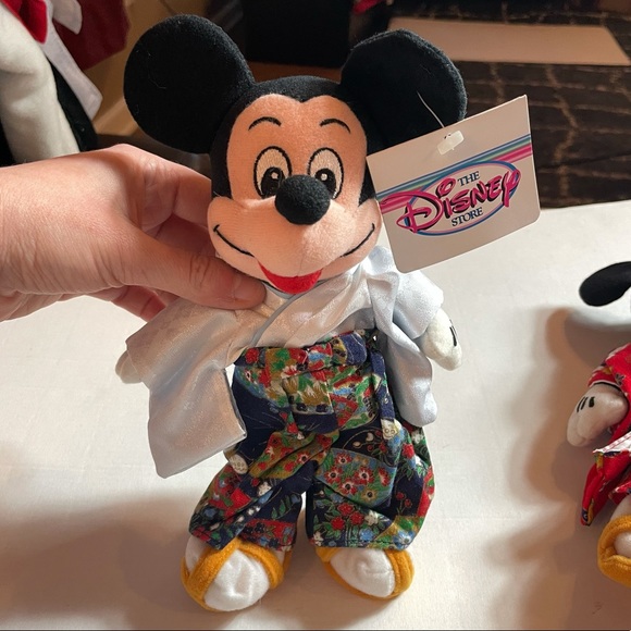 Tokyo Disney Mickey and Minnie Mouse Bean Bag Stuffed Animal Plush - Picture 13 of 14